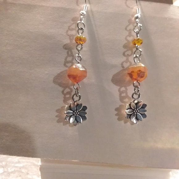 Jewelry - Flower Earrings
